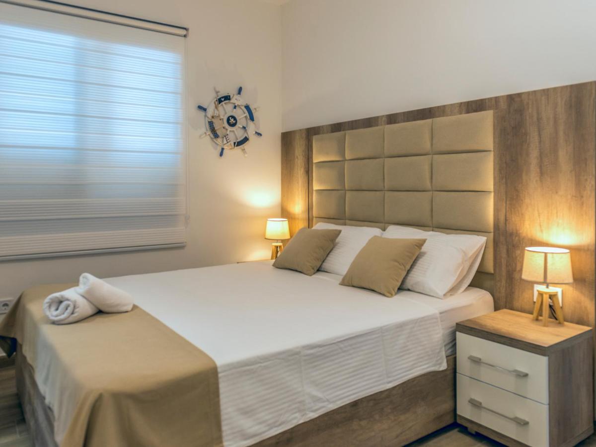 Square Point Apartments Kotor Eksteriør bilde